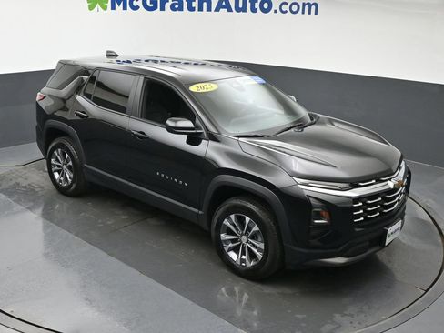 Used 2025 Chevrolet Equinox LT AWD/4WD image 3