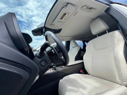Used 2025 Lexus RX 450h AWD w/ Convenience Package image 16