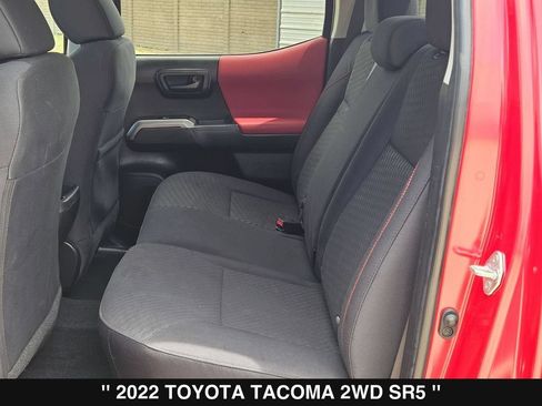 Used 2022 Toyota Tacoma SR5 RWD image 17