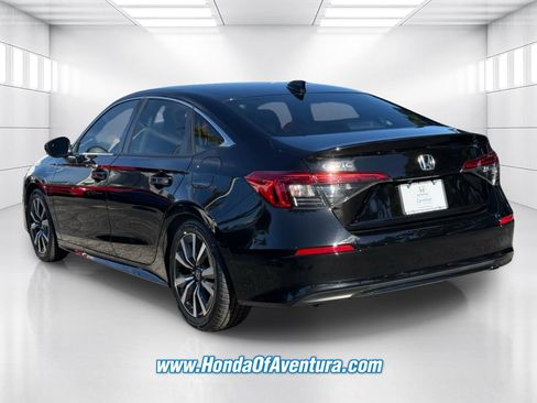 Certified 2024 Honda Civic EX image 4