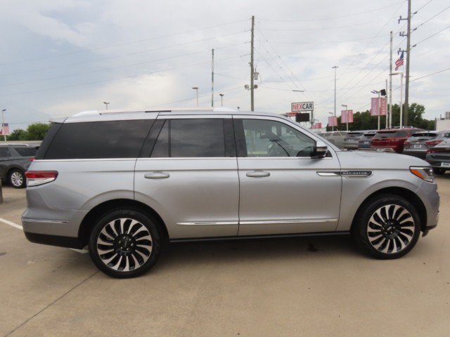 Used 2024 Lincoln Navigator Black Label AWD/4WD image 8