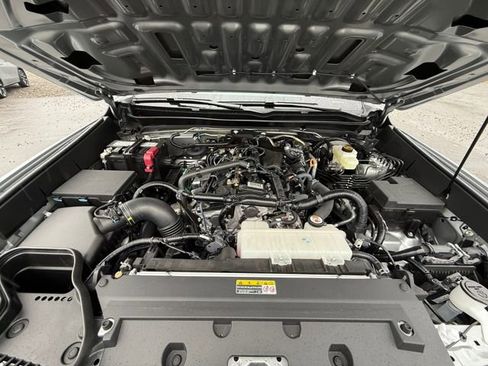 Used 2025 Toyota Tacoma SR5 image 28
