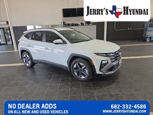 Used 2026 Hyundai Tucson SEL FWD image 2