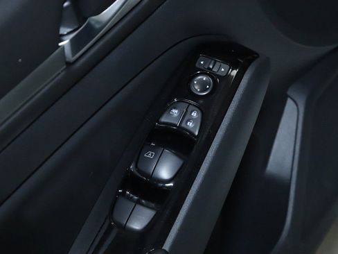 Certified 2025 Nissan Altima 2.5 SR AWD/4WD image 16