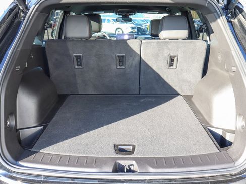 Used 2025 Chevrolet Blazer RS image 9