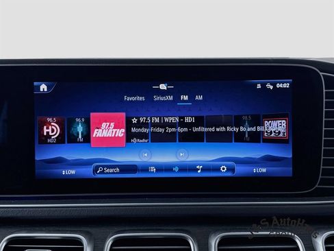 Used 2025 Mercedes-Benz GLS 450 4MATIC w/ AMG Line Exterior image 17