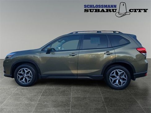 Certified 2023 Subaru Forester Premium image 6
