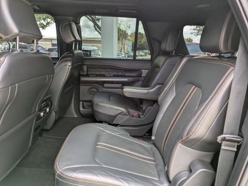 Certified 2023 Ford Expedition Max Platinum AWD/4WD image 19
