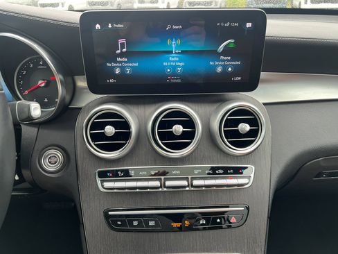 Used 2022 Mercedes-Benz GLC 300 4MATIC Coupe image 18