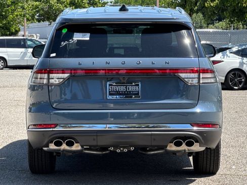 New 2026 Lincoln Aviator 2WD image 5