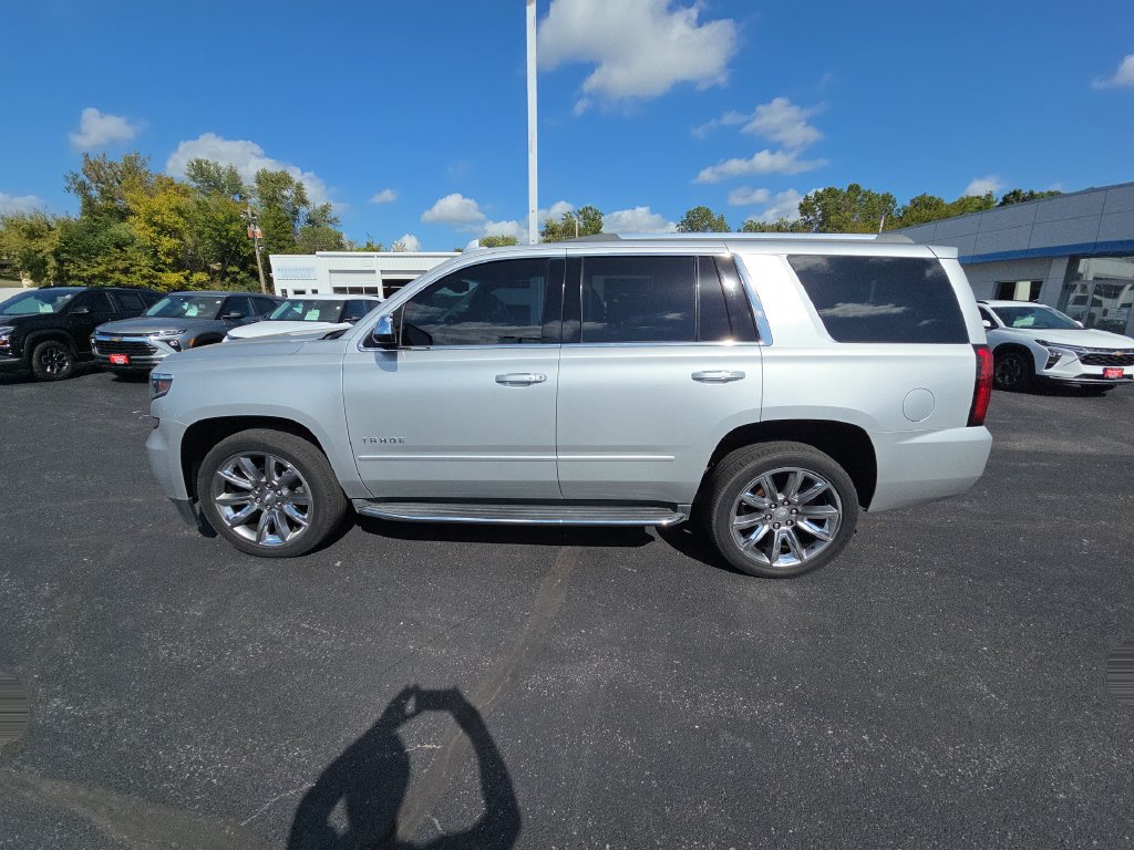Used 2017 Chevrolet Tahoe Premier AWD/4WD image 5