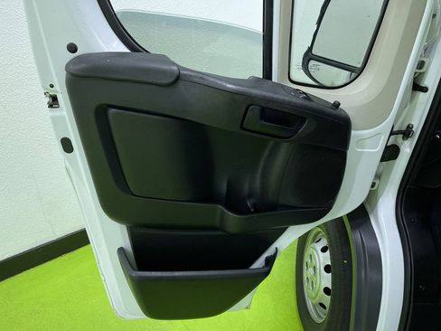 Used 2017 RAM ProMaster 2500 image 17