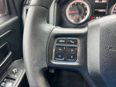 Used 2019 RAM 1500 Express w/ Express Value Package AWD/4WD image 17