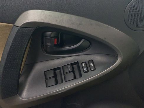 Used 2011 Toyota RAV4 4WD w/ 3rd Row image 21