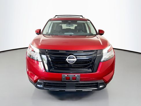 Used 2022 Nissan Pathfinder SV w/ SV Black Package FWD image 2
