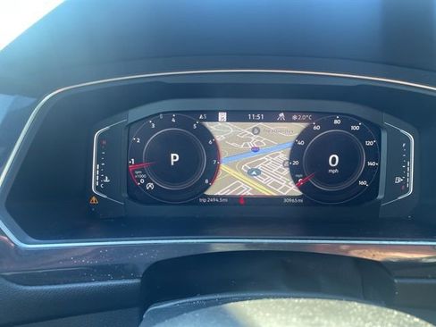 Used 2022 Volkswagen Tiguan SEL R-Line image 27