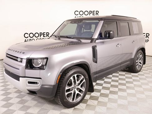 Used 2020 Land Rover Defender 110 HSE image 10