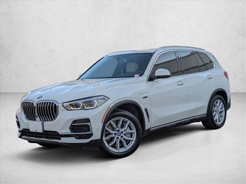 Certified 2023 BMW X5 xDrive45e w/ Executive Package image 1
