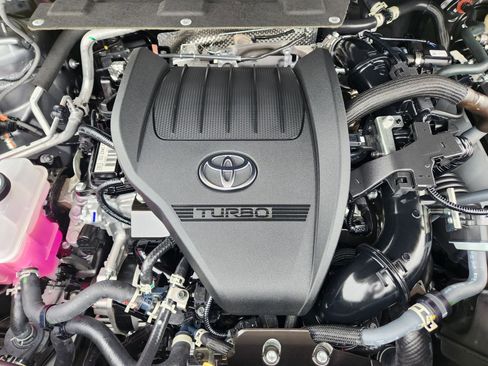 Used 2025 Toyota Grand Highlander AWD image 35
