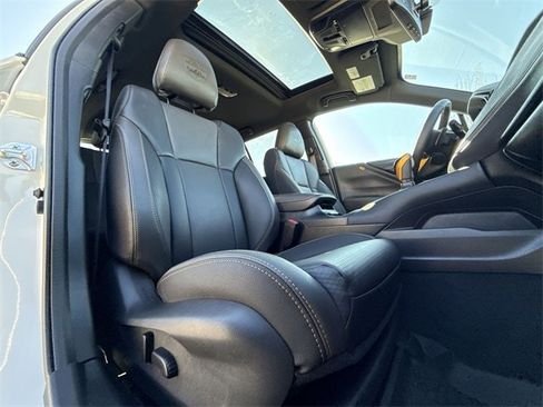 Certified 2025 Subaru Outback Wilderness image 25