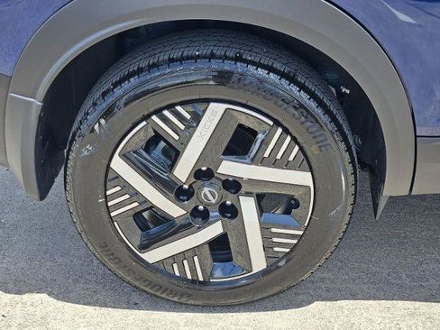 Certified 2026 Nissan Kicks SV FWD image 11