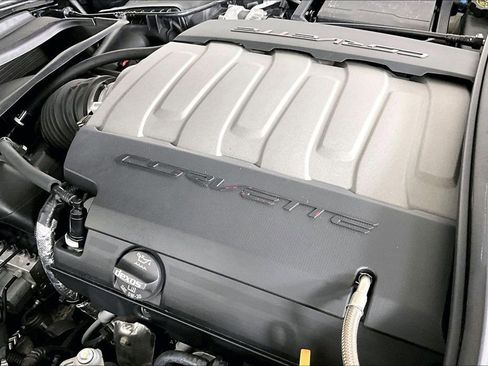 Used 2017 Chevrolet Corvette Stingray Coupe w/ 1LT image 26