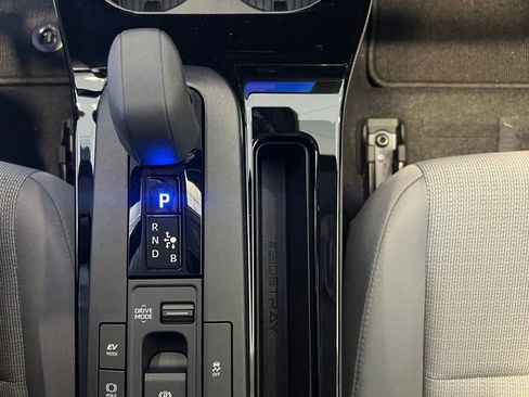 New 2026 Toyota Prius LE image 13