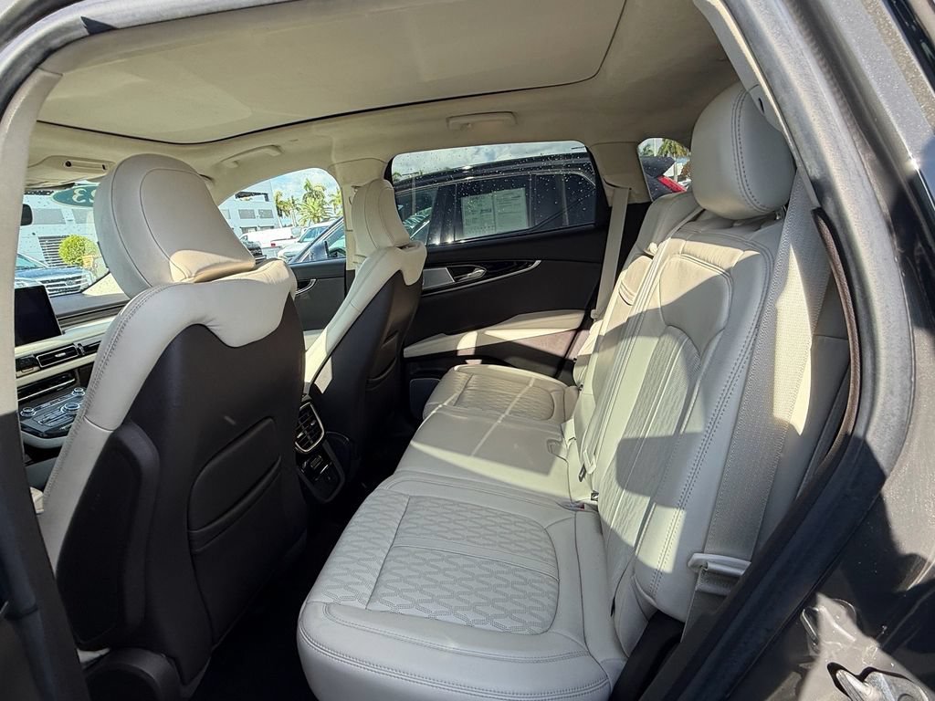 Used 2023 Lincoln Nautilus Black Label AWD/4WD image 20