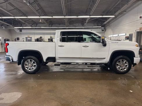 New 2026 Chevrolet Silverado 2500 High Country w/ Technology Package AWD/4WD image 7