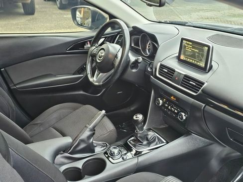 Used 2016 MAZDA MAZDA3 i Touring w/ Popular Equipment Package image 10