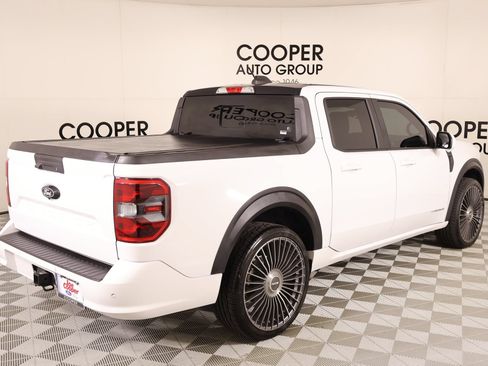 Used 2025 Ford Maverick Lobo AWD/4WD image 22