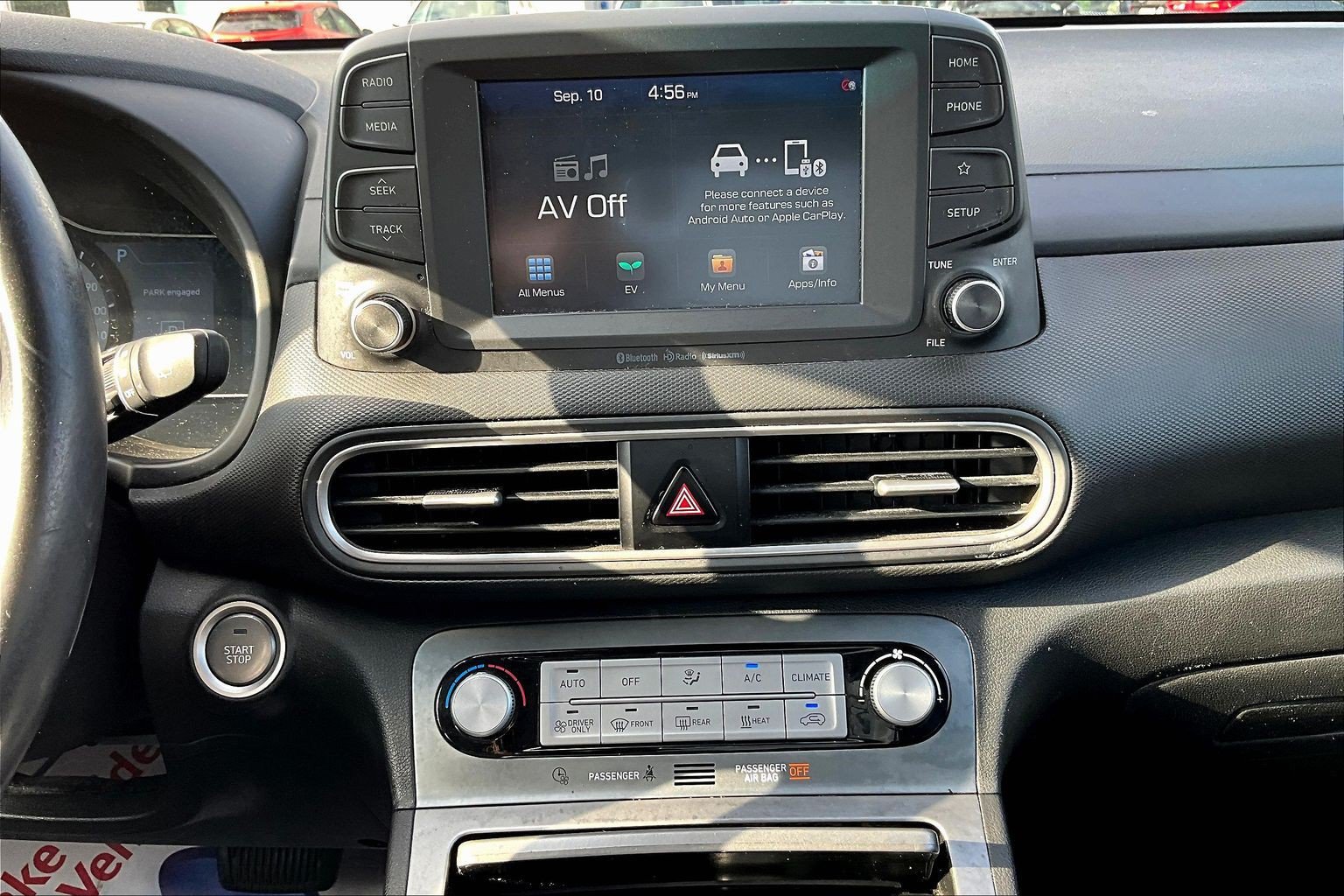 Used 2021 Hyundai Kona SEL FWD image 11