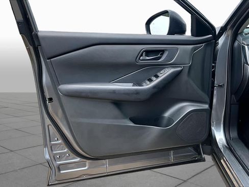 Certified 2025 Nissan Rogue S FWD image 20