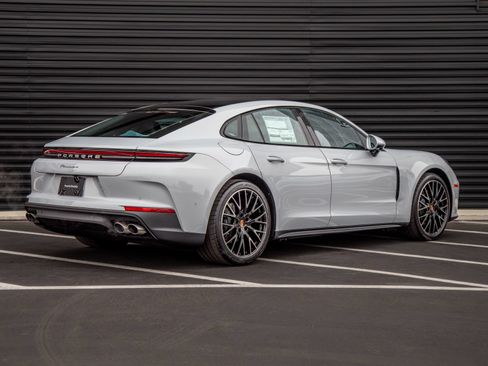 New 2026 Porsche Panamera RWD image 7