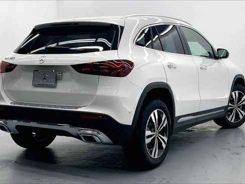 New 2026 Mercedes-Benz GLA 250 image 8