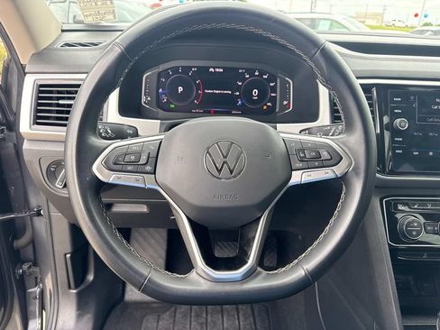 Used 2022 Volkswagen Atlas SE w/ Panoramic Sunroof Package FWD image 30