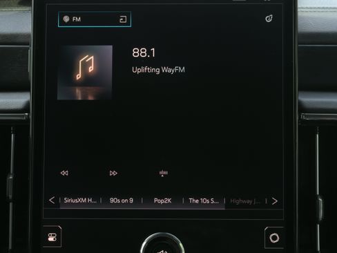 Used 2025 GMC Yukon Denali w/ Sun & Power Step Package RWD image 18