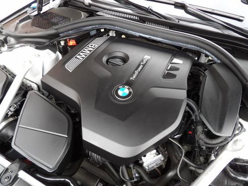 Used 2019 BMW 530i xDrive w/ M Sport Package image 33