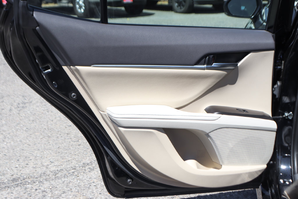 Used 2023 Toyota Camry XLE FWD image 34