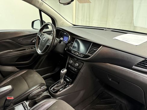 Used 2020 Buick Encore Preferred w/ Safety Package image 15