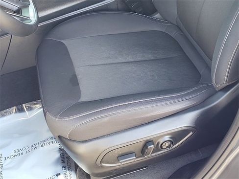 Certified 2025 Jeep Grand Cherokee Laredo image 21