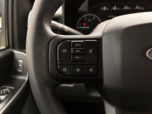 Used 2024 Ford F250 XLT w/ FX4 Off-Road Package image 13