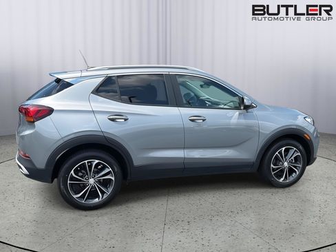 Certified 2023 Buick Encore GX Select FWD image 7