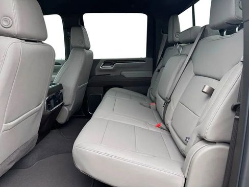 New 2026 GMC Sierra 2500 SLT w/ SLT Premium Package image 23