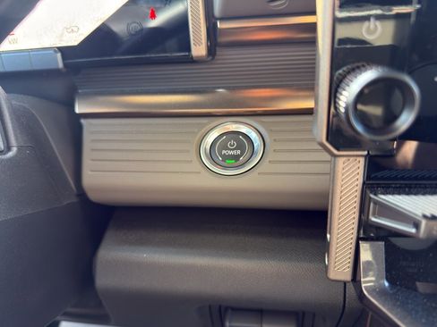 New 2025 GMC Hummer EV 2X image 21