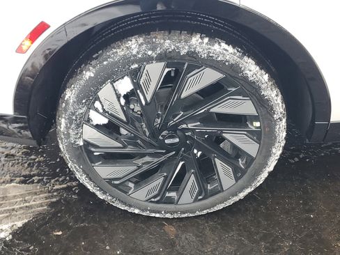 New 2026 Lincoln Nautilus Reserve w/ Jet Appearance Package image 5