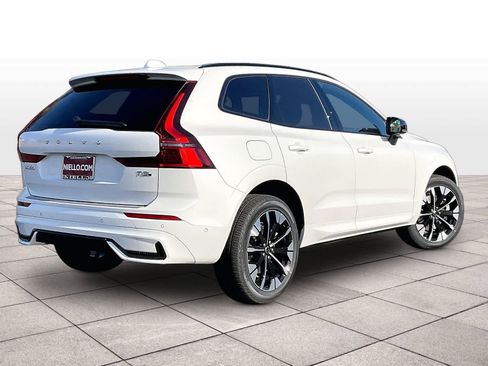 New 2026 Volvo XC60 T8 Plus w/ Protection Package Premier image 4