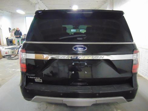Used 2021 Ford Expedition Limited image 5