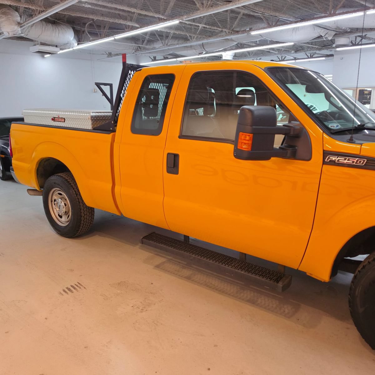 Used 2016 Ford F250 XL w/ Power Equipment Group RWD image 7
