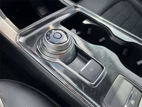 Used 2021 Ford Edge ST-Line image 26